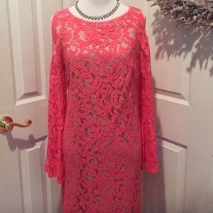 Cold shoulder, split sleeve style lace dress